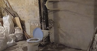 Демонтаж сантехкабины в панельном доме - цена от 1017 рублей | Сварной-Кзр